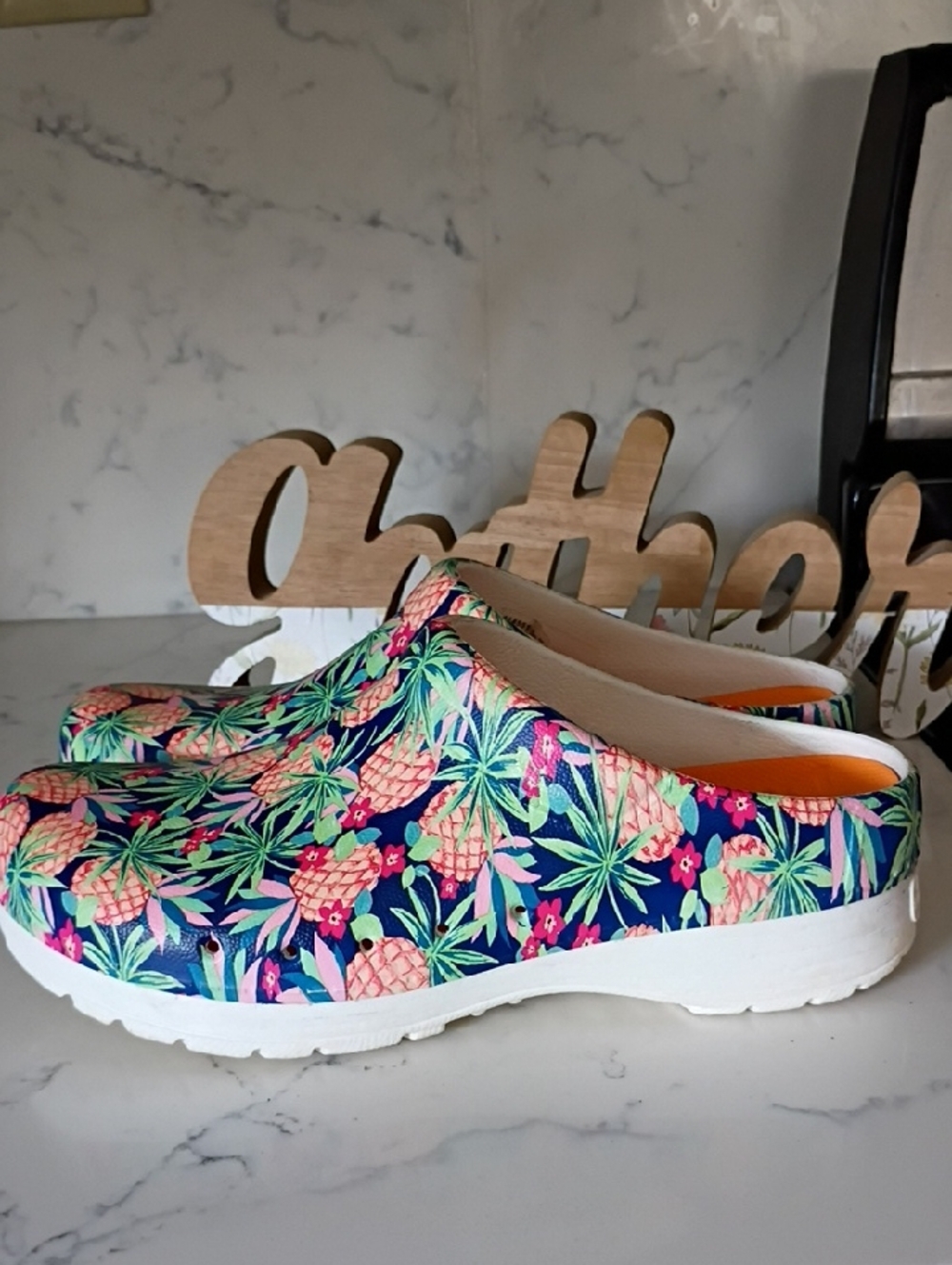 DANSKO WINEN RUBBER CLOGS
